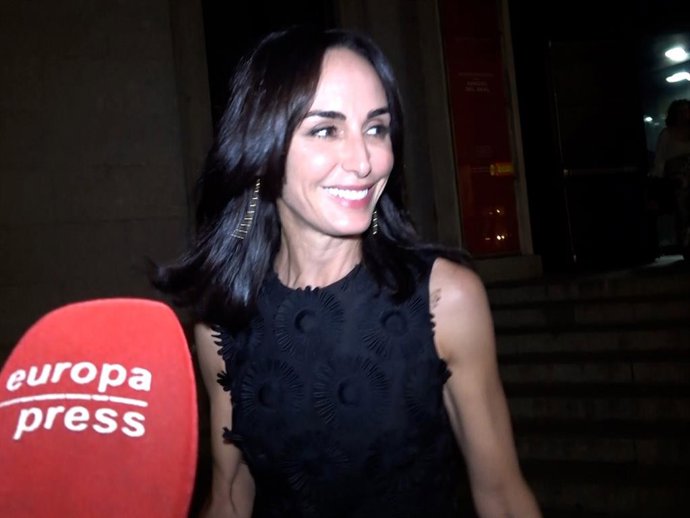 Amparo Corsini, en el estreno de la temporada en el Teatro Real