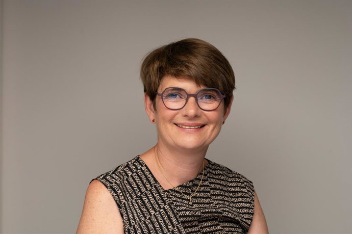 Dr. Sandrine Parkins Head of Operations Harvey Medical, A ClariMed Company