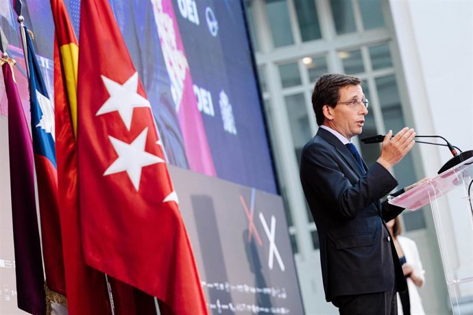 El alcalde de Madrid, José Luis Martínez-Almeida, durante la inauguración de Madrid Platform 2023