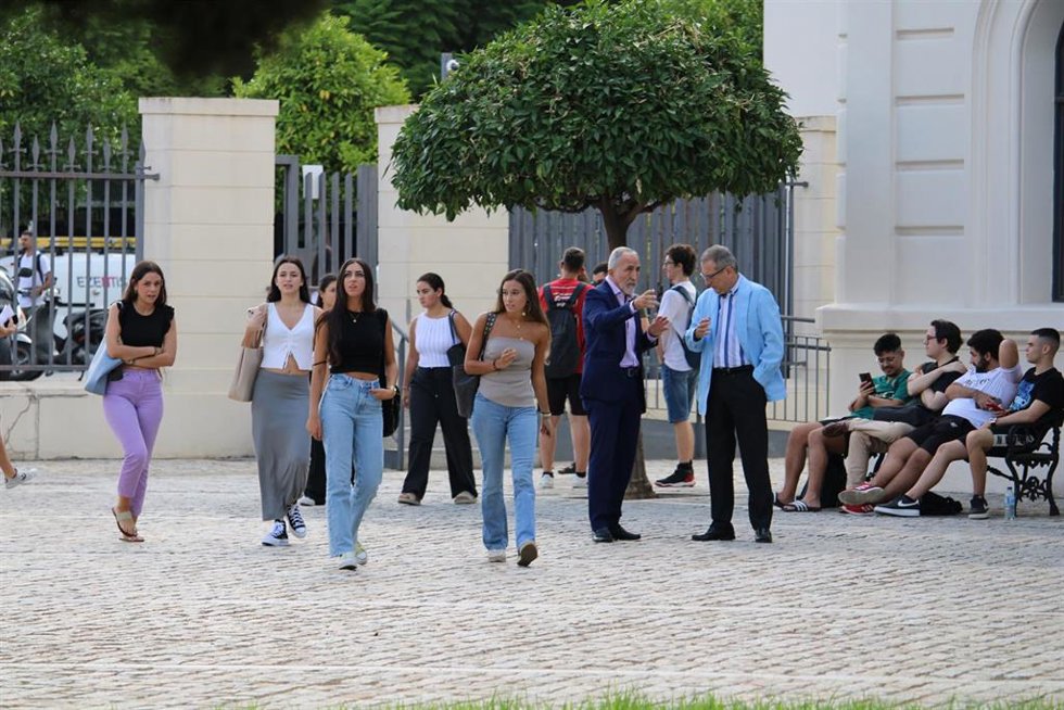 Inicio de las clases del curso 2023/2024 en el campus de Viapol de la Universidad de Sevilla.