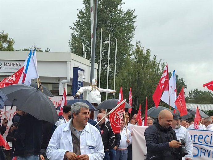 Empleados de la antigua filial de Faurecia en O Porriño en concurso de acreedores piden a la Xunta "inversores serios".