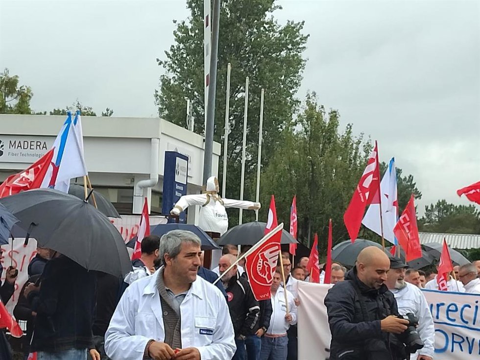 Empleados de la antigua filial de Faurecia en O Porriño en concurso de acreedores piden a la Xunta "inversores serios".
