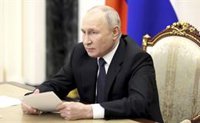 Putin aboga por una solución "pacífica" al conflicto en Nagorno Karabaj