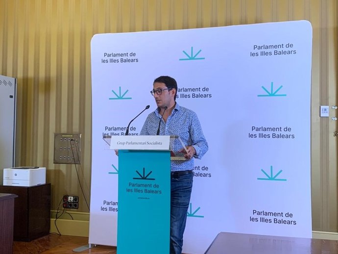 El portavoz del PSIB, Iago Negueruela