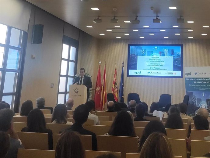 El director comercial para Aragón y La Rioja de Caixabank, Eloy Ascaso.