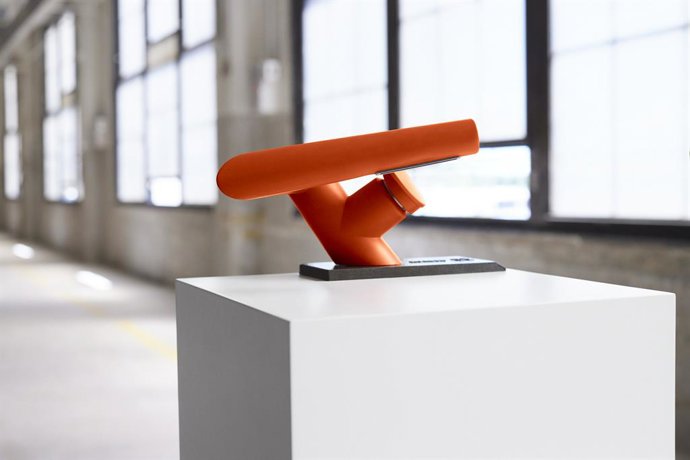 Kohler Co., the award-winning British artist and designer Dr. Samuel Ross, and his industrial design studio SR_A are unveiling a breakthrough limited-edition Kohler x SR_A Formation 01 faucet at Design Miami/ 2023.