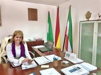 El PSOE expulsa a la exalcaldesa de Santiponce tras facilitar la Alcaldía a IU junto al PP y crea una gestora