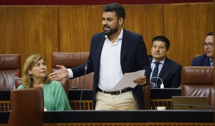 El secretario general del PP de Sevilla, José Ricardo García.