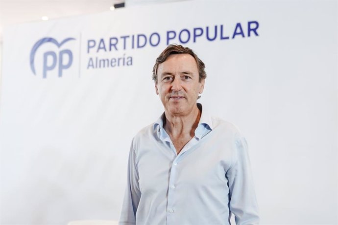 Archivo - El candidato del PP al Congreso por Almería, Rafael Hernando