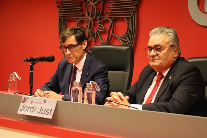 El primer secretari del PSC, Salvador Illa, i el president de la Cambra de Reus, Jordi Just