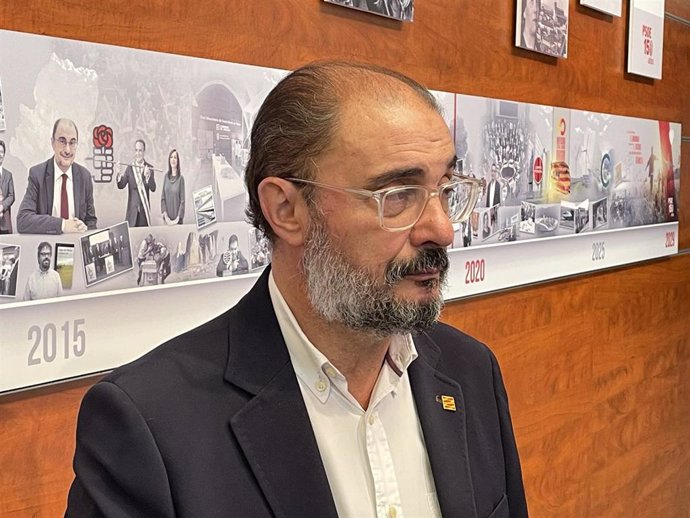Archivo - El secretario general del PSOE Aragón, Javier Lambán.