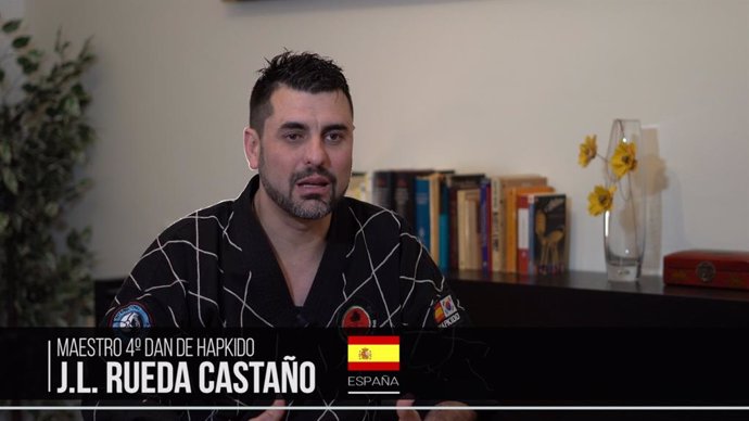 El profesor de hapkido José Luis Rueda Castaño