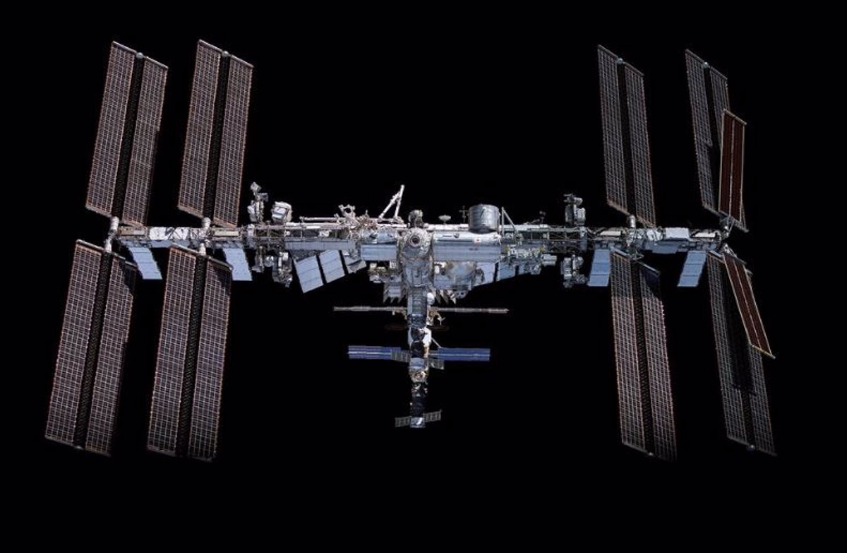 NASA undertakes to build a ship to deorbit the Space Station