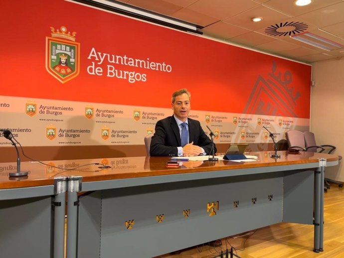 El presidente de la Sociedad Municipal Promueve, César Barriada