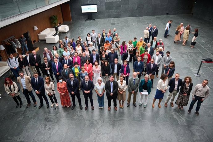Imagen del acto organizado por el Parlamento de Navarra y AFAN con motivo del Día Mundial del Alzheimer