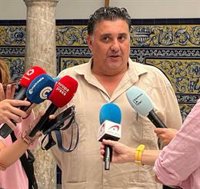 Ayuntamiento de Ayamonte (Huelva) dice que las fotos de menores fueron sacadas de redes sociales y pide "precaución"