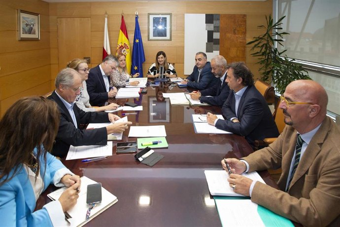 Archivo - Reunión del Consejo de Gobierno de Cantabria.