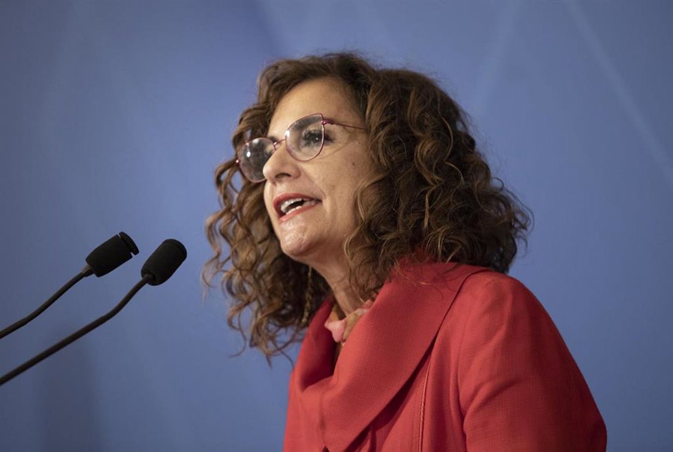 Archivo - La ministra de Hacienda en funciones, María Jesús Montero. 