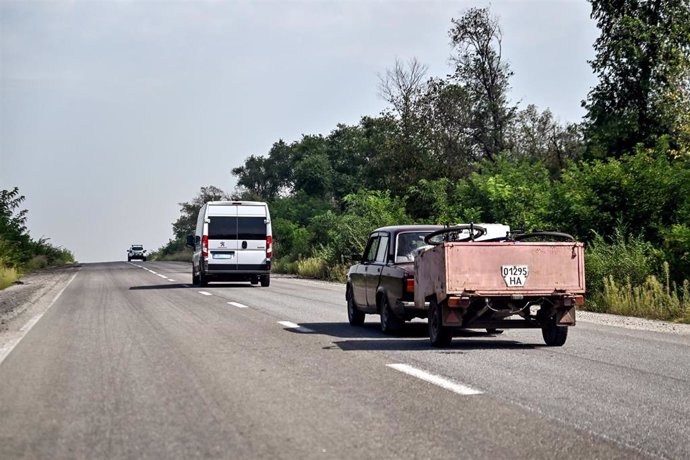 Imagen de una carretera, en la región ucraniana de Zaporiyia.