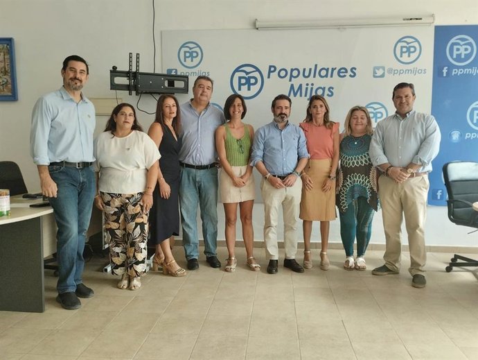 Carmona en un encuentro en la sede del PP de mijas (Málaga)