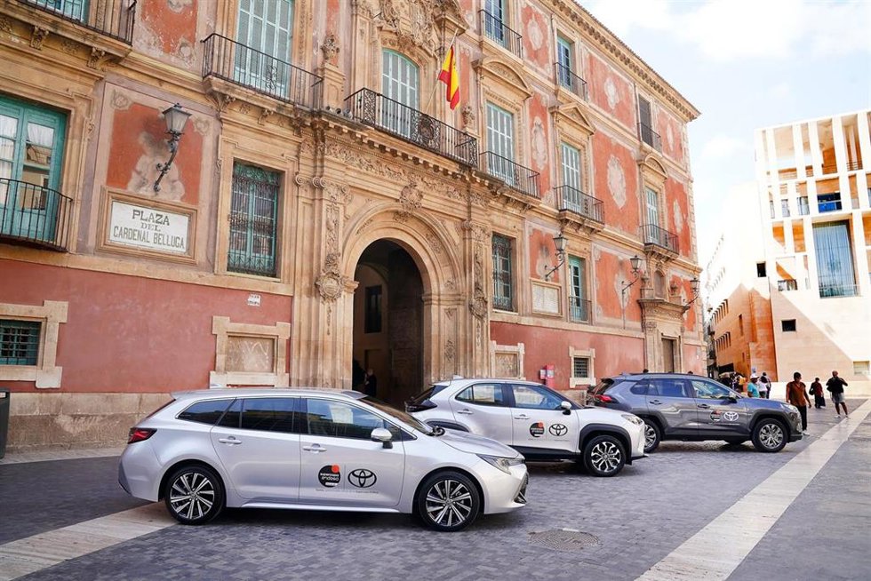 Toyota, vehículo oficial de la acb para la temporada 2023/24