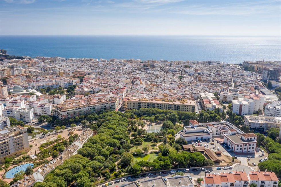 Archivo - Vista panorámica de Estepona.