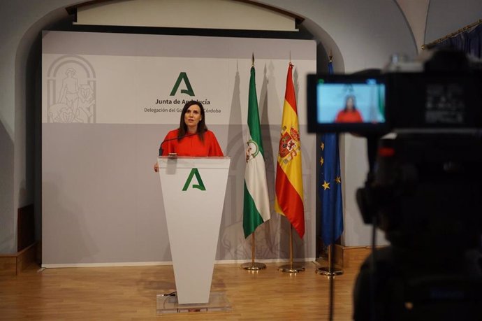 Archivo - La delegada de Empleo, Empresa y Trabajo Autónomo de la Junta de Andalucía en Córdoba, María Dolores Gálvez.