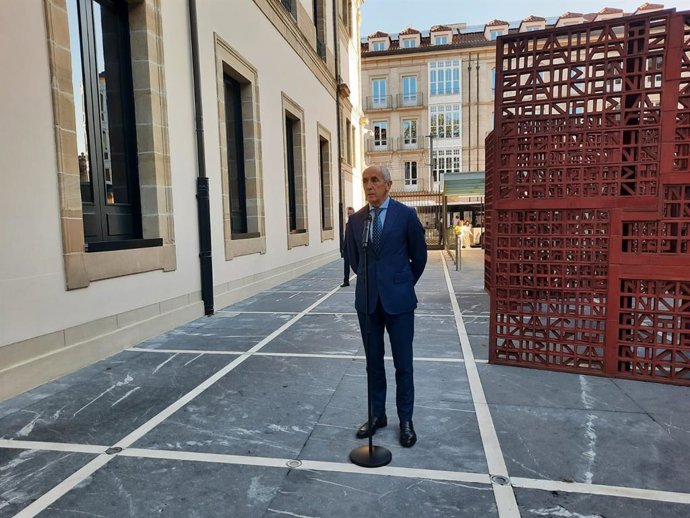 El vicelehendakari primero y consejero de Seguridad, Josu Erkoreka