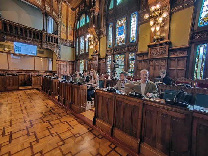 Comparecencia del consejero de Ciencia, Empresas, Formación y Empleo, Borja Sánchez y su equipo.