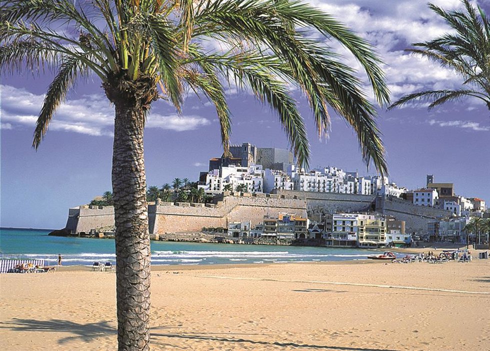 Archivo - Playa de Peñíscola