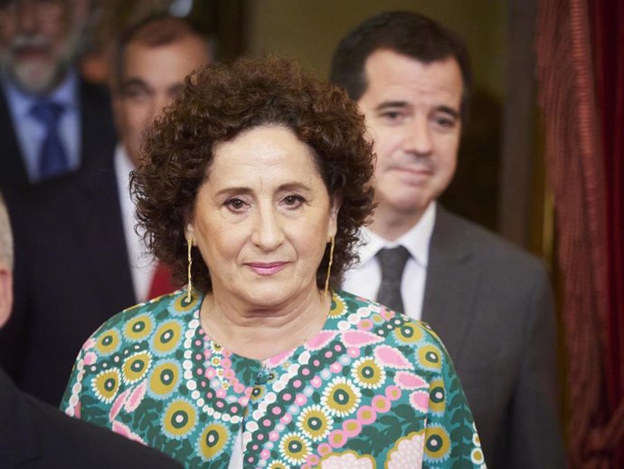 Archivo - La consejera del Departamento de Derechos Sociales y Empleo, M Carmen Maeztu 