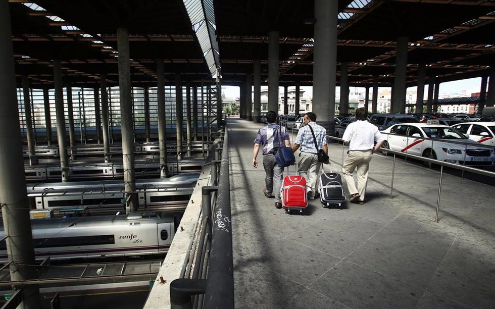 Archivo - Estación de Atocha de Madrid, trenes, RENFE