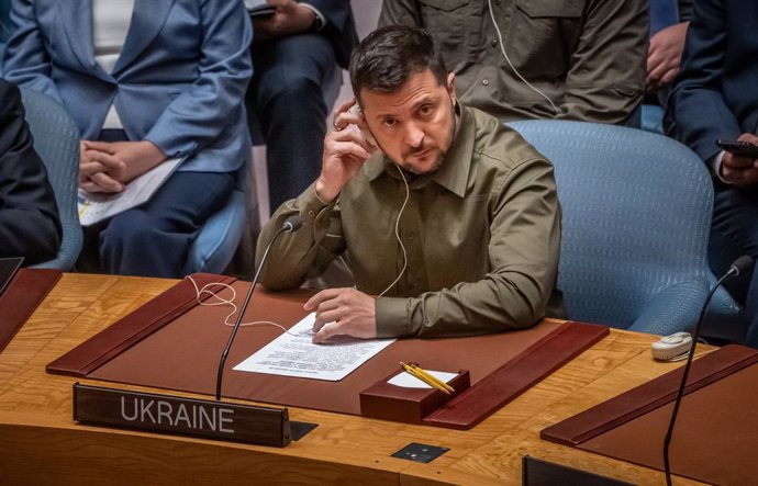 20 September 2023, US, New York: Ukrainian President Volodymyr Zelensky (C) attends the UN Security Council meeting on Ukraine. Photo: Michael Kappeler/dpa