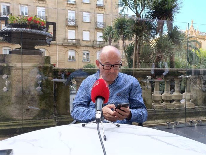 El director del Festival de San Sebastián, José Luis Rebordinos, durante la entrevista con Europa Press en el Hotel María Cristina de San Sebastián, a 22/09/2023.