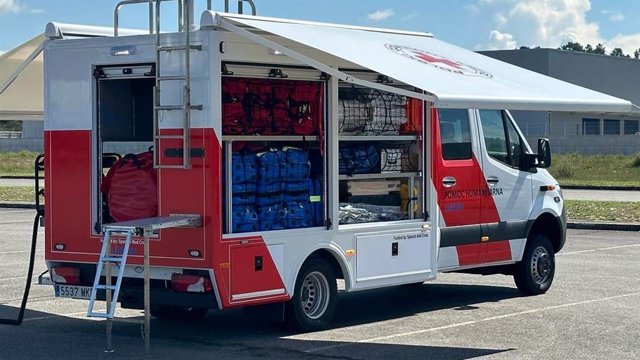 Cruz Roja envía siete vehículos especializados de emergencias para apoyar a Ucrania