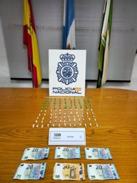 Detenida una persona en la barriada de Las Palomeras en La Línea (Cádiz) con 109 papelinas de cocaína