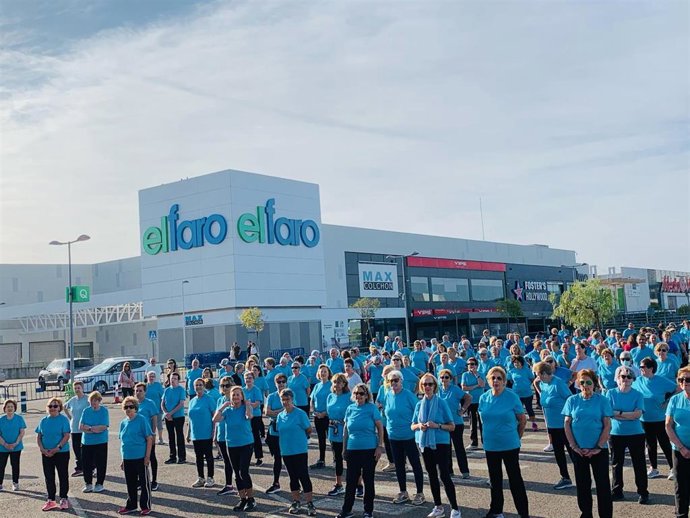 La VII edición de 'Zumbando Pa' que se celebra este sábado en el centro comercial El Faro (Badajoz) alcanza las 1.000 inscripciones