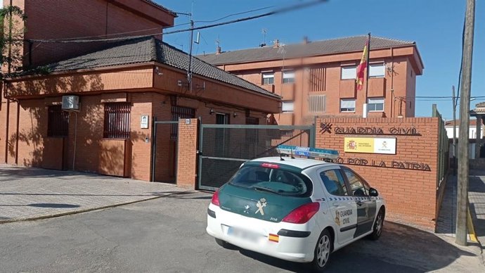 Puesto de la Guardia Civil de Casatejada.