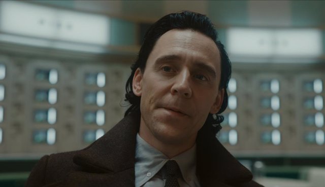 El póster de Loki enfada a los fans de Marvel: "Parece hecho por Inteligencia Artificial"