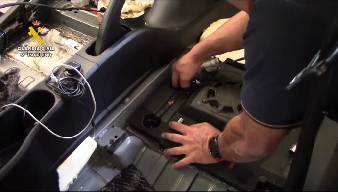 Desarticulan "un importante entramado" dedicado al tráfico de drogas con vehículos mula desde Melilla a la Península