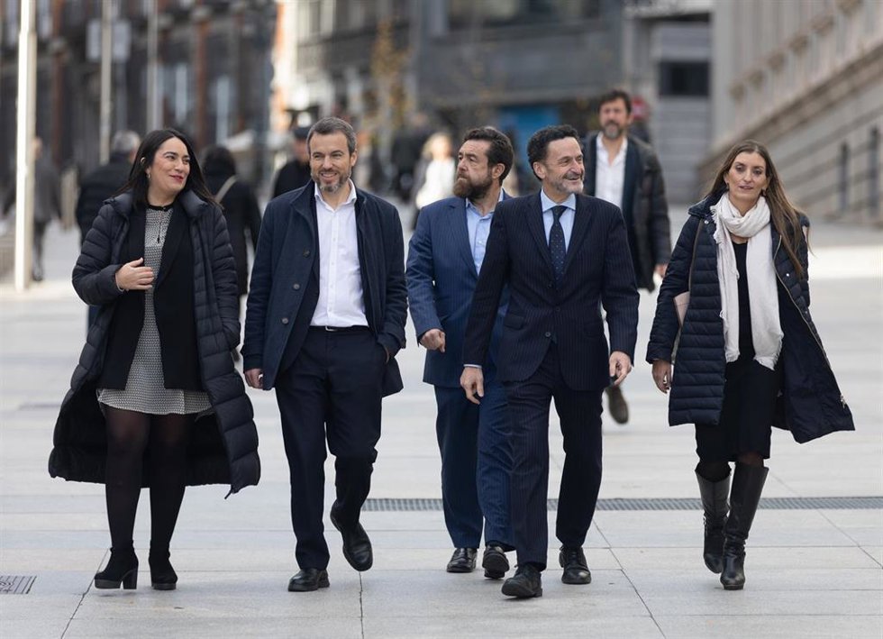 Archivo - (I-D) La exdiputada de Ciudadanos Mari Carmen Martínez; el exconcejal en el Ayuntamiento de Madrid Santiago Saura, el exdiputado Miguel Gutiérrez; el exportavoz de Ciudadanos en el Congreso, Edmundo Bal, y la exdiputada de Ciudadanos Sara Gimé