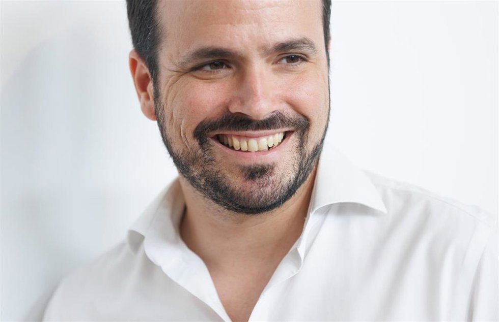 Archivo - El ministro de Consumo, Alberto Garzón, participa en un acto de Sumar, en el espacio Ecooo, a 19 de julio de 2023, en Madrid (España). 