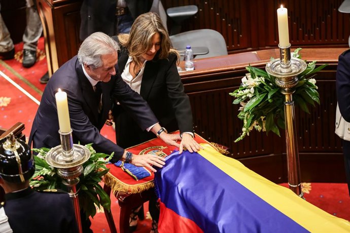 BOGOTÁ.Septiembre 22 de 2023 El cuerpo del maestro Fernando Botero ya se encuentra en el Capitolio Nacional para sus respectivos homenajes. (Colprensa - John Paz)