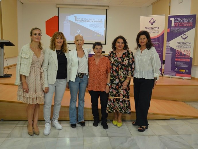 Olga Carrión, directora del IAM, en la segunda jornada del 'Primer Congreso Andaluz de Asociaciones de Muejres'