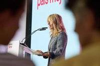 Yolanda Díaz recrimina a Feijóo que solo busca el "enfrentamiento" y la "crispación" en la calle porque "ha fracasado"