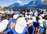 Foto: Un centenar de voluntarios recogen 400 kilos de residuos de las playas de La Araña y El Peñón del Cuervo de Málaga