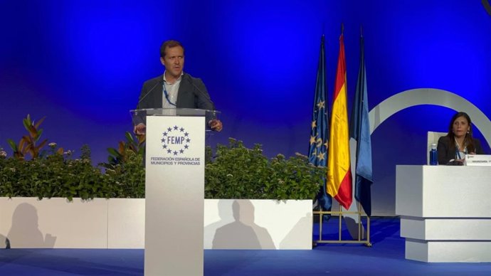 Velázquez insiste en implantar los ODS para que las entidades locales tengan más recursos con lo que impulsar el cambio