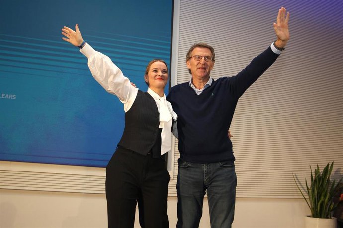 Archivo - La presidenta del Partido Popular (PP) de Baleares y, también, presidenta del Govern, Marga Prohens (i) y el presidente del PP, Alberto Núñez Feijóo. Archivo.