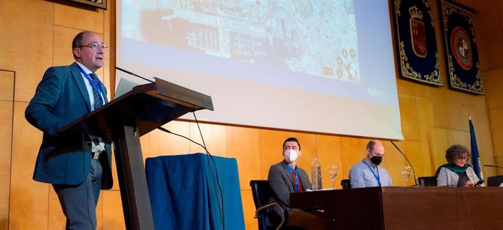 Luis Javier Lozano, representante principal de la UPCT en EUt+, durante la reunión del consorcio en Cartagena a principios del año pasado.