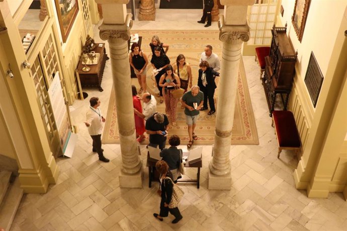 El Parlament, edificio que alberga la sede del poder legislativo de Baleares, se vuelve a sumar a la Nit de l'Art de Palma